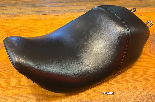 Le Pera Bare Bones Up-Front Short Legs Solo Seat for 2002-2007 Harley Road King
