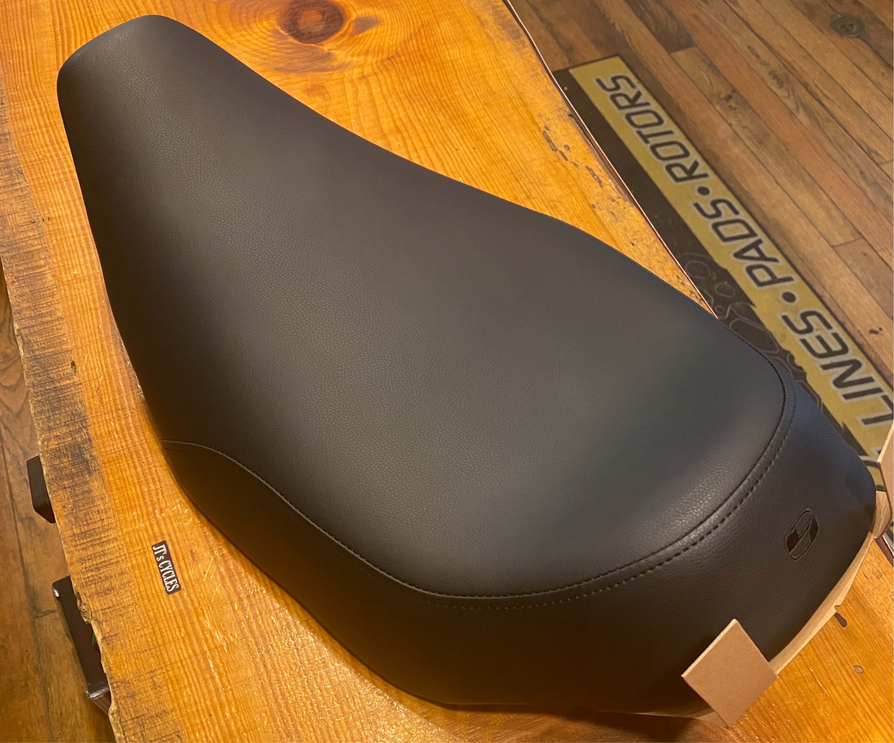 Saddlemen Renegade Smooth Solo Gel Seat for 2023-2025 Harley Touring FLHX FLTR