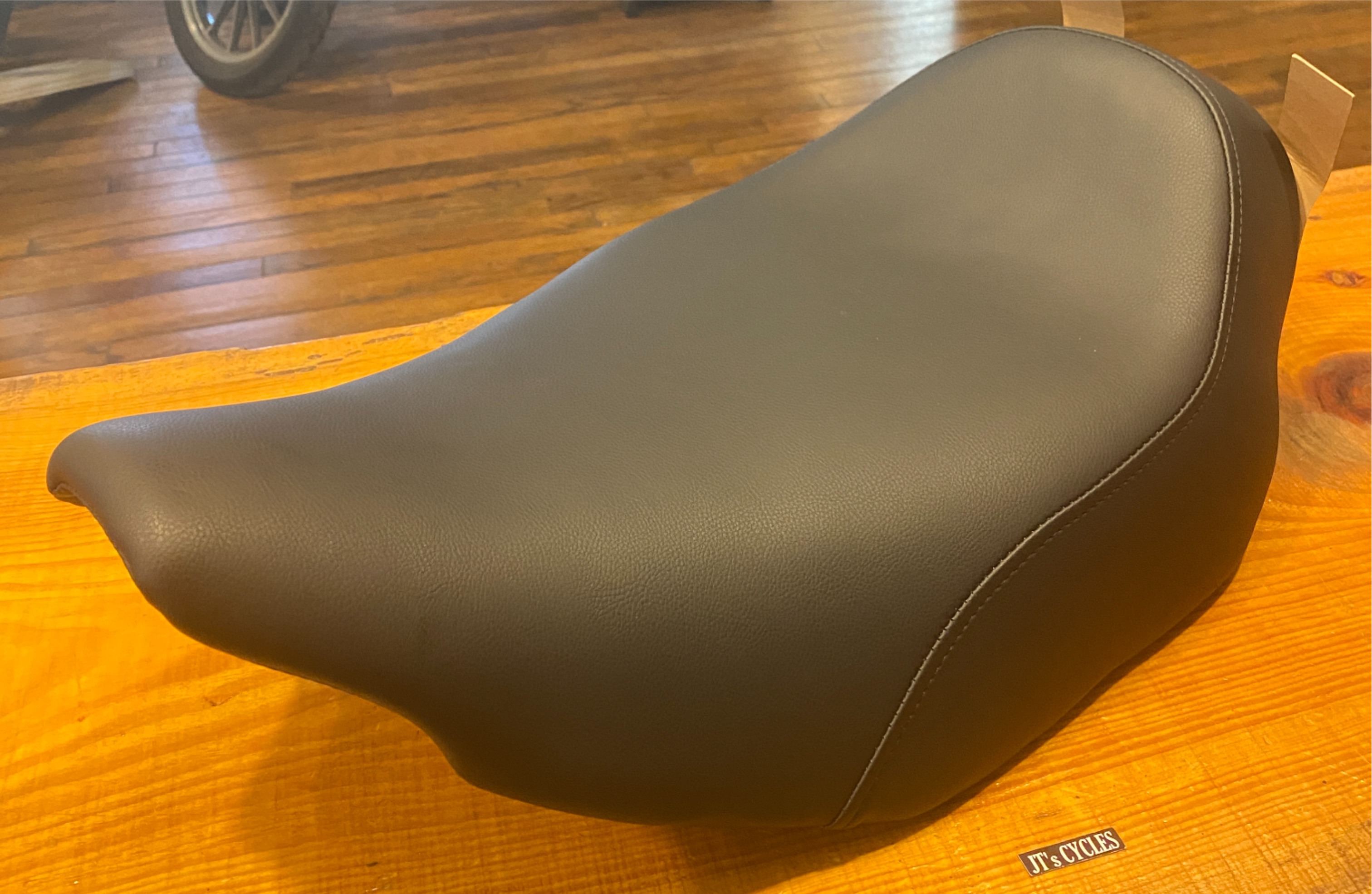 Saddlemen Renegade Smooth Solo Gel Seat for 2023-2025 Harley Touring FLHX FLTR