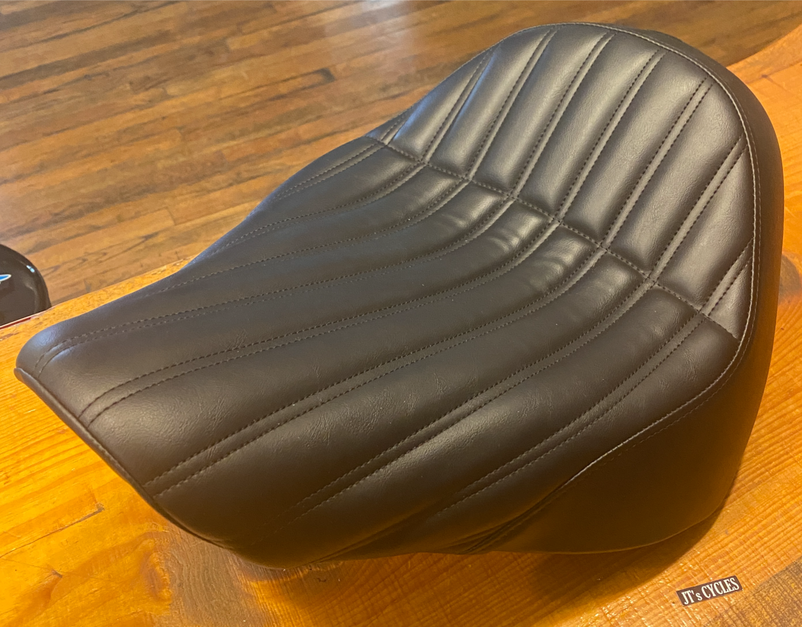 Saddlemen Knuckle Solo Gel Seat for 2018-2025 Harley Softail Breakout Fat Boy