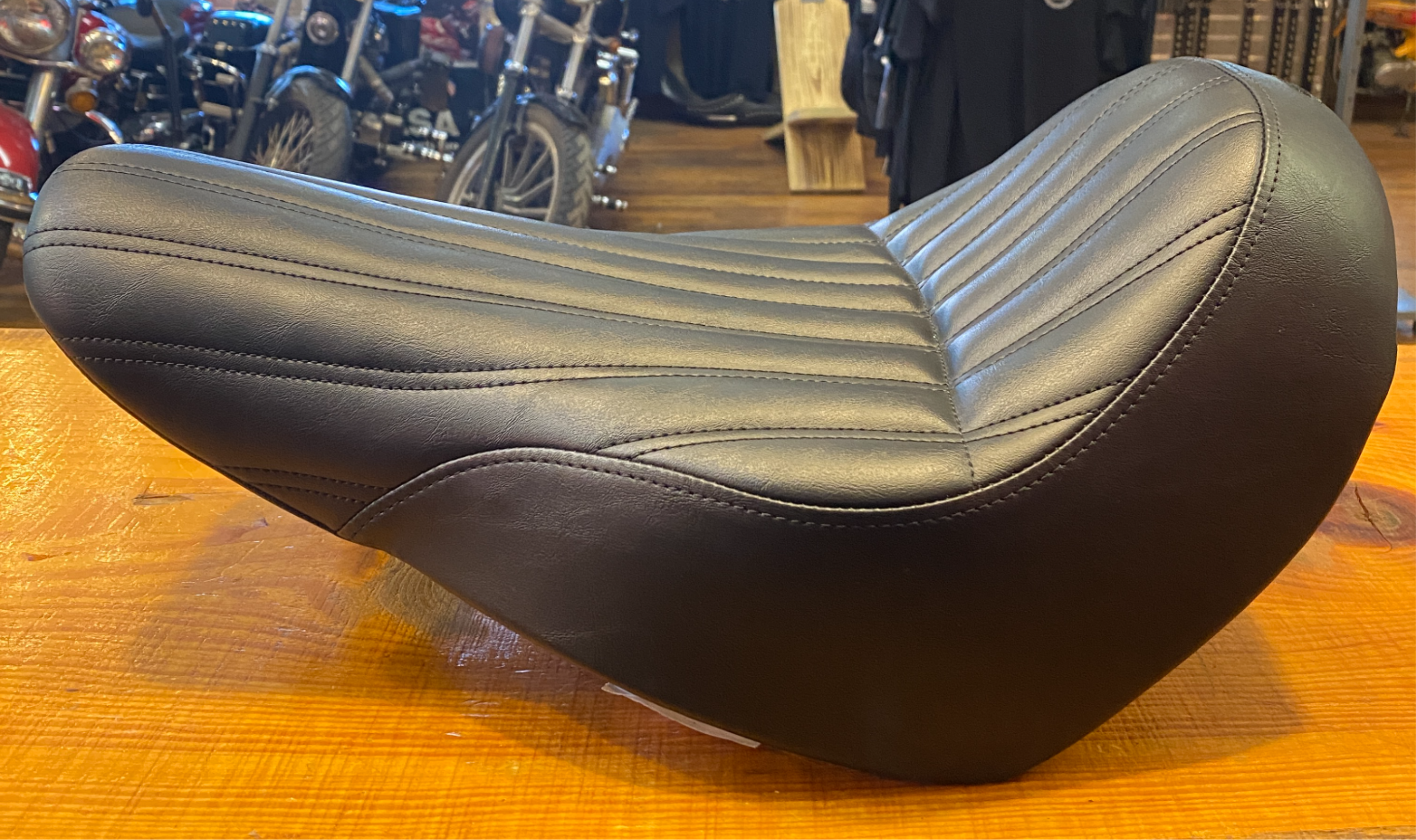 Saddlemen Knuckle Ribbed Solo Seat fits 2018-2025 Harley Softail FXLR FLSB