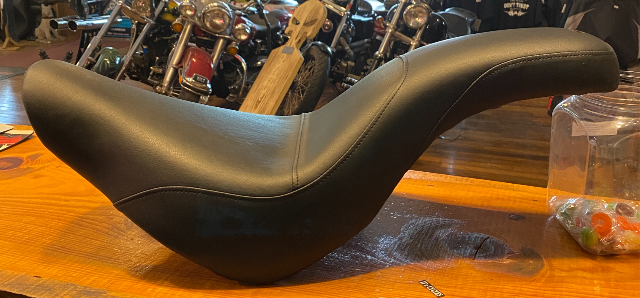 Saddlemen Profiler Smooth Low Gel Seat for 2018-2025 Harley Low Rider FXLR FXLRS