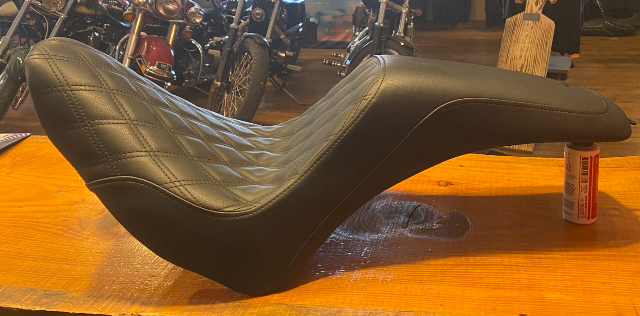 Saddlemen Profiler Lattice Low Gel Seat 2006-2017 Harley Softail Heritage FLSTC