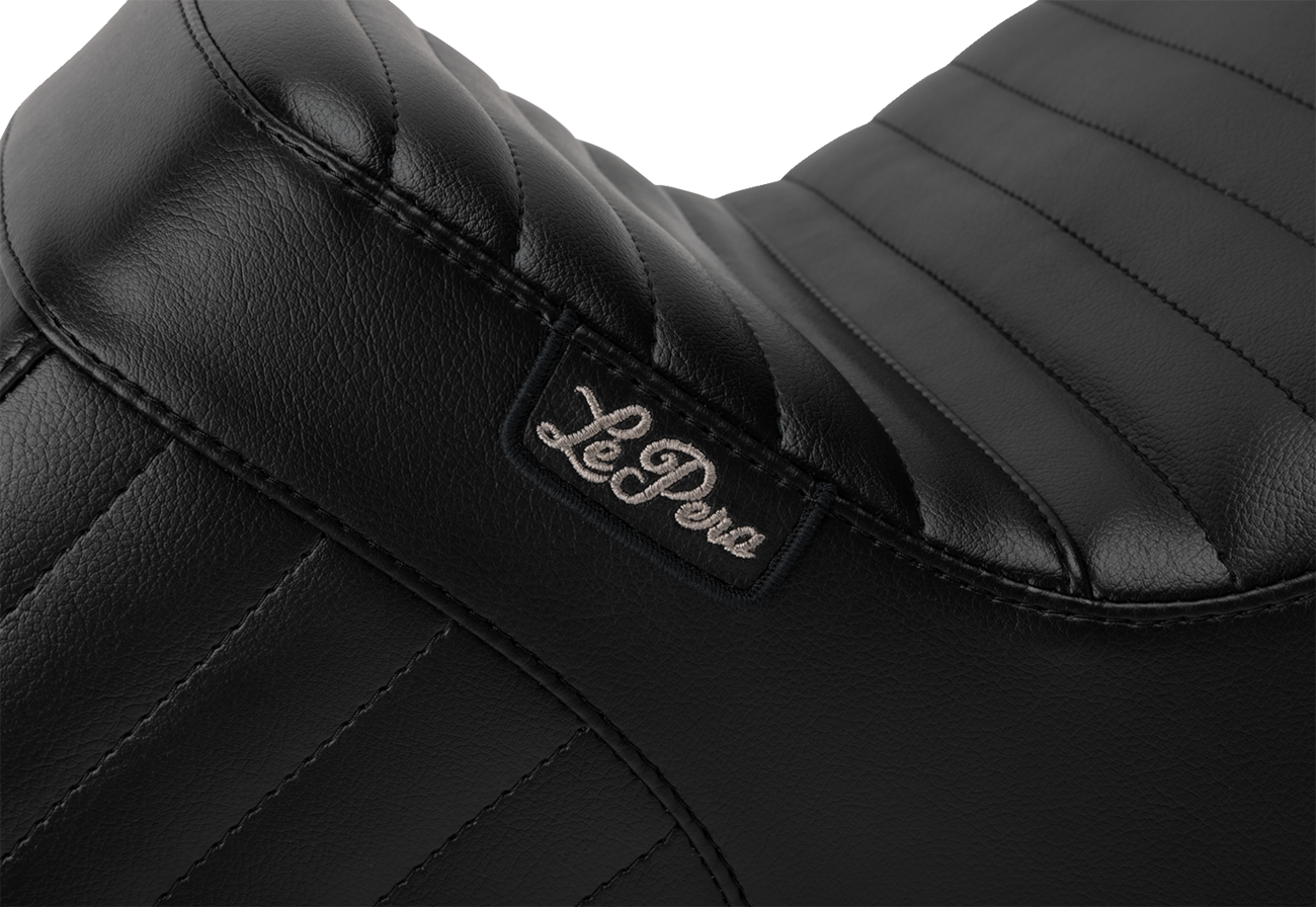 Le Pera Kickflip Pleated Daddy Long Legs Seat fits 2023-2025 Harley Touring FLHX