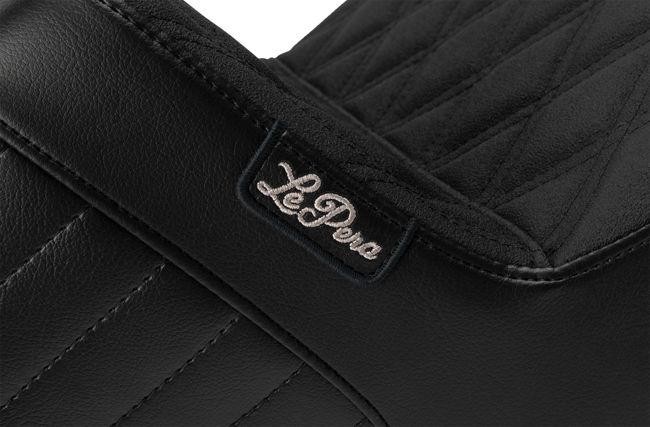 Le Pera Kickflip Diamond Gripp Tape Seat for 2023-2025 Harley Touring FLHX FLTR