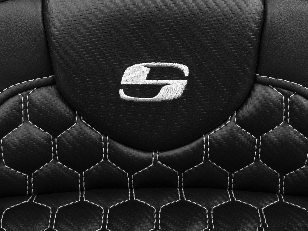 Saddlemen Roadsofa Silver Honeycomb Extended Seat Backrest 23-25 Harley Touring