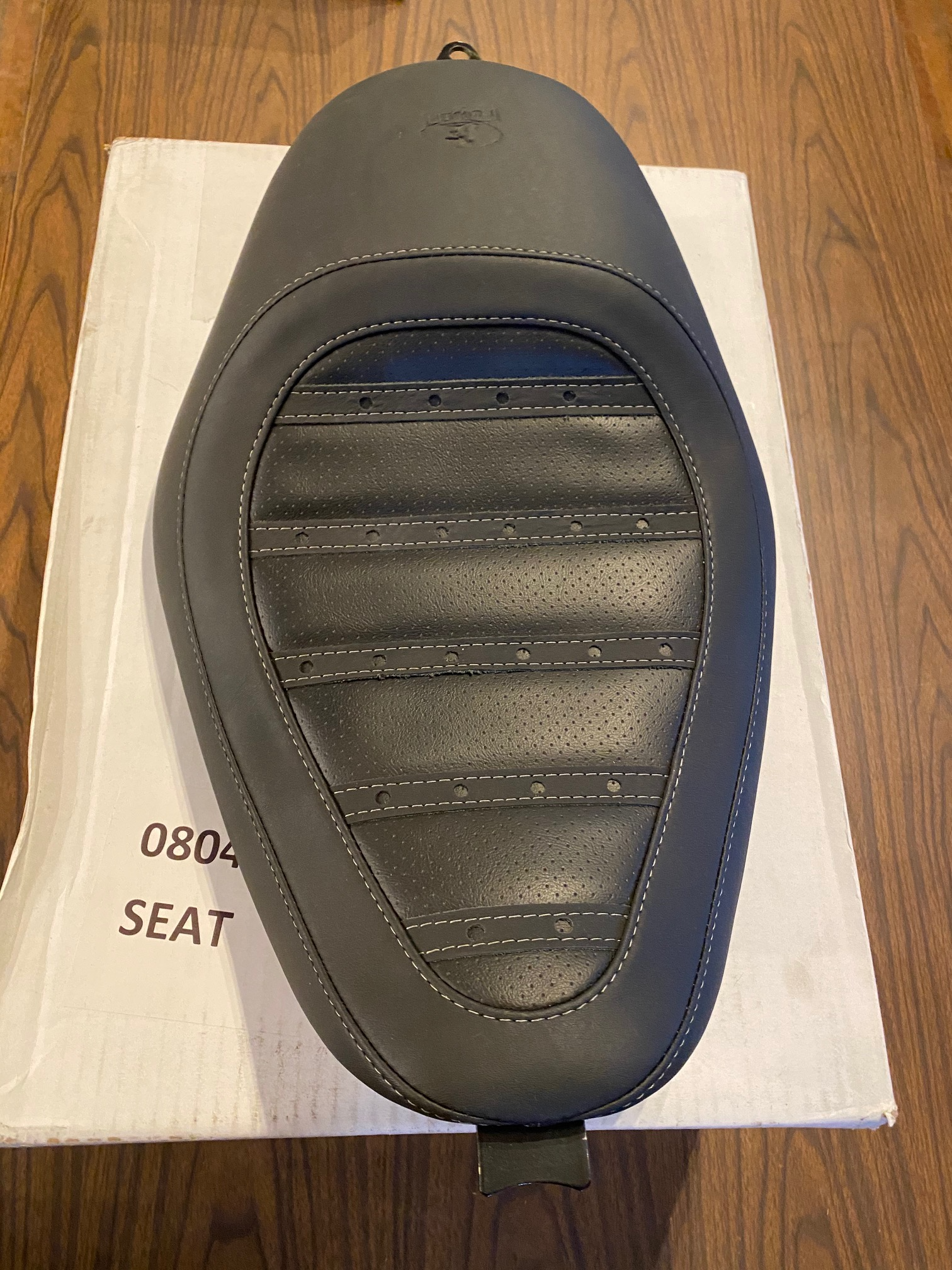 Mustang Leather Daytona Motorcycle Solo Seat 2004-2021 Harley Sportster XLL XLC