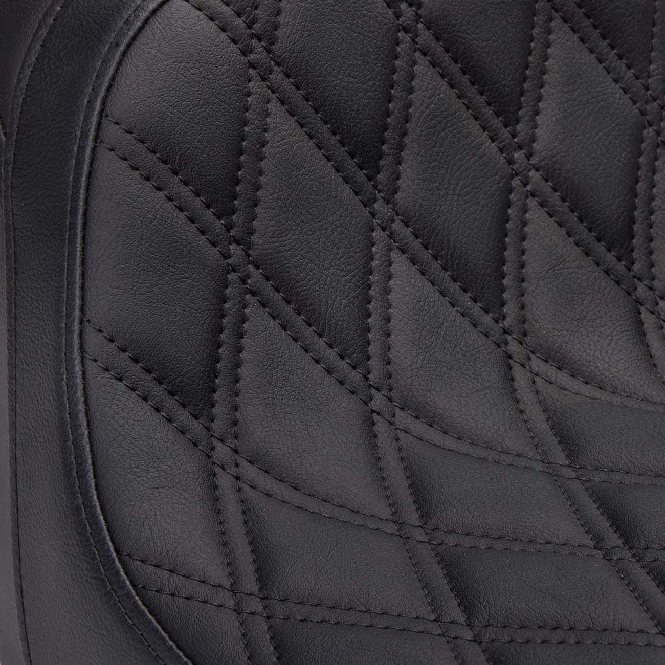 Drag Specialties Predator II Diamond Stitch Seat fits 2008-2024 Harley Touring