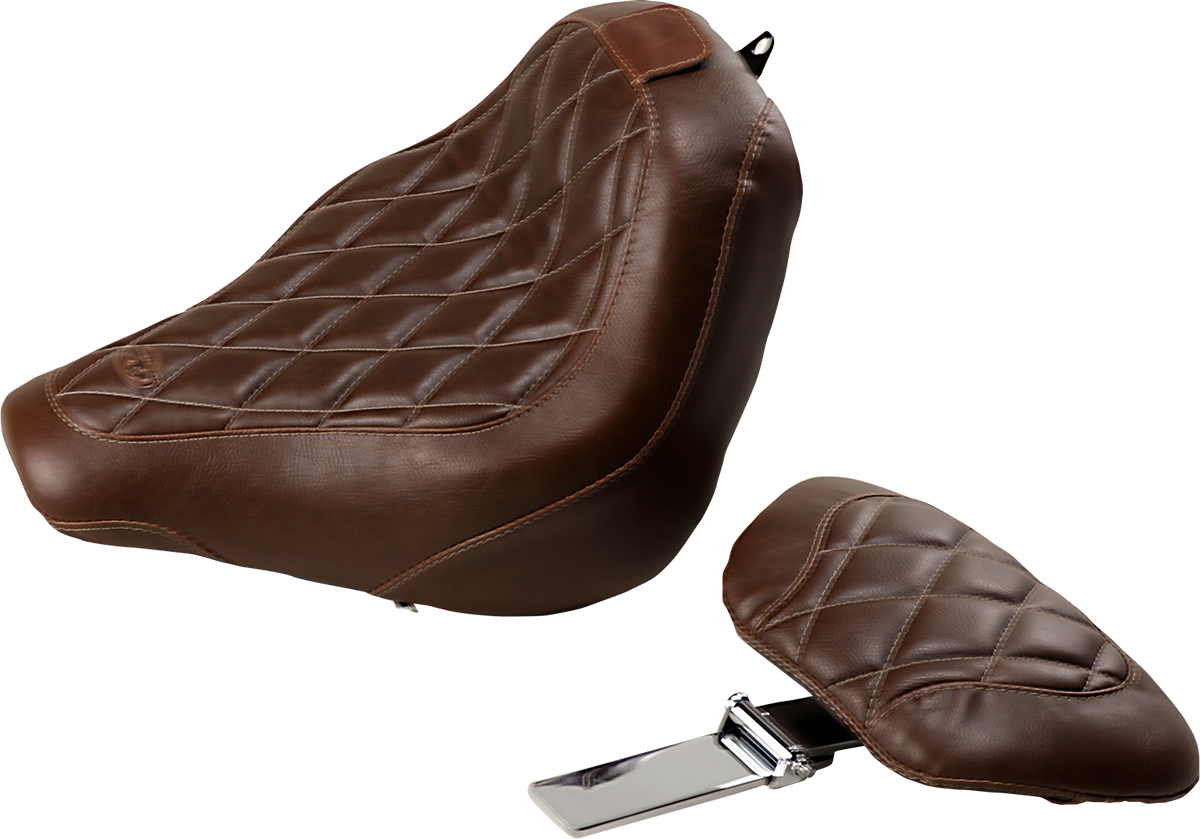 Mustang Wide Tripper Solo Seat & Backrest 2018-23 Harley Softail Street Bob FXBB