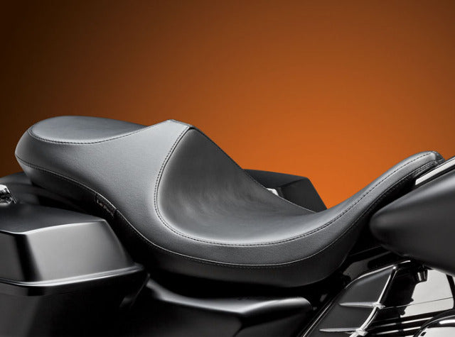 Le Pera Super Villain Smooth Seat for 2008-2024 Harley Davidson Touring LK-817SV