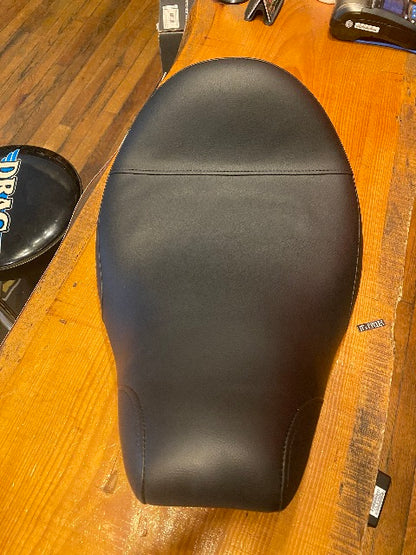 Saddlemen Renegade Smooth Gel Solo Seat for 1989-1996 Harley Electra Tour Glide