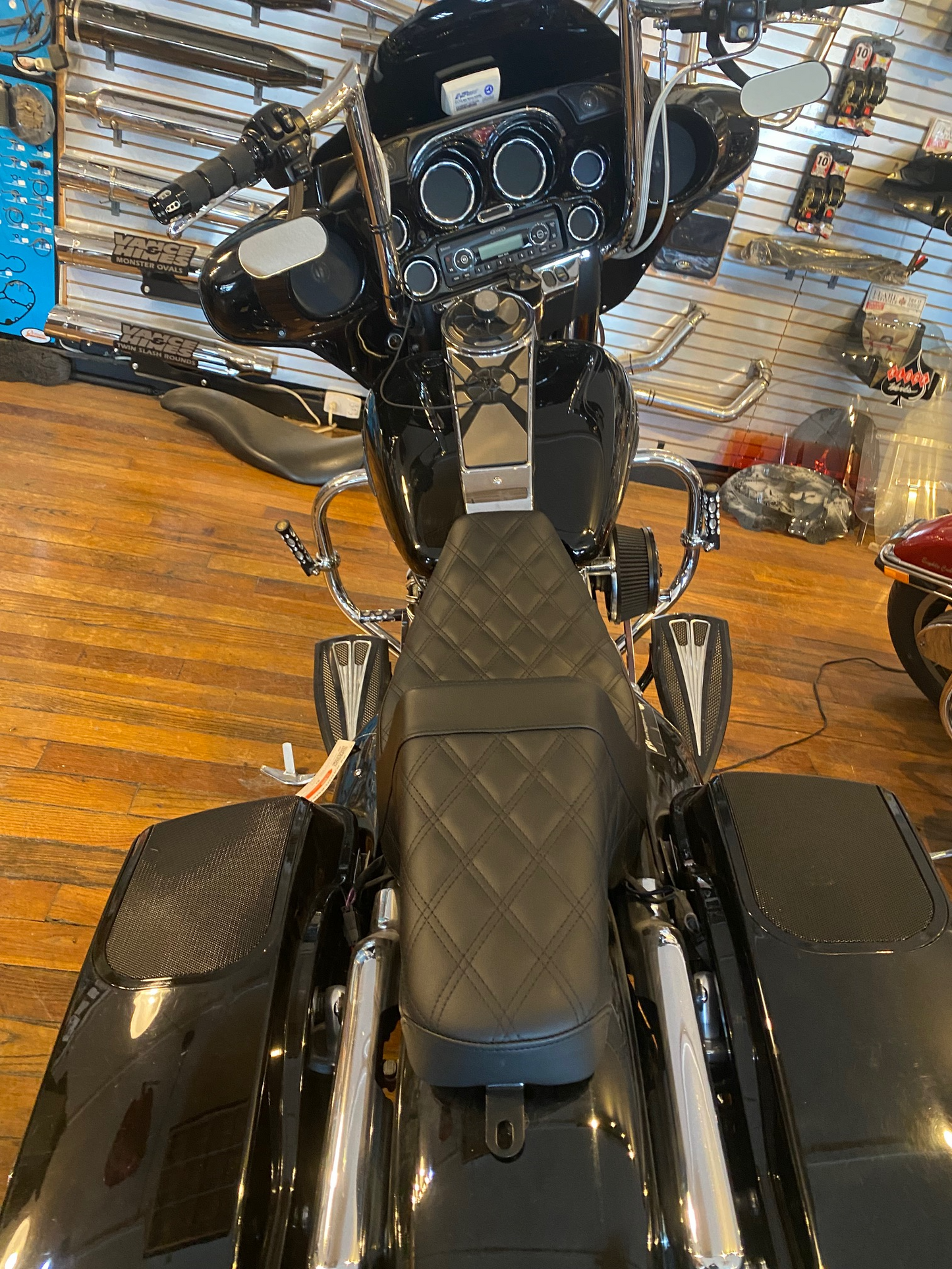 Saddlemen Black Step-Up Lattice Seat for 1997-2007 Harley Touring Electra Glide