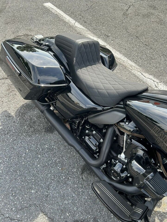 Le Pera Kickflip Daddy Long Legs Diamond Grip Seat fits 2008-2024 Harley Touring