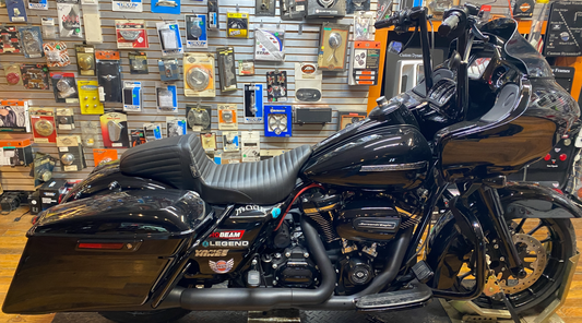 Le Pera Kickflip Daddy Long Leg Pleated Seat 2008-2024 Harley Touring LK-597DLPT