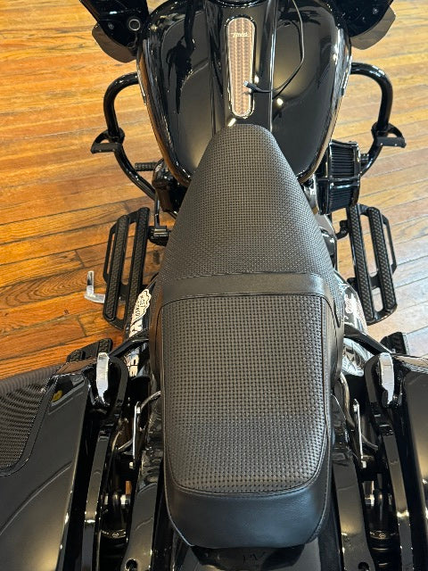 Le Pera Tailwhip Basketweave Seat for 2008-2024 Harley Davidson Touring LK-587BW