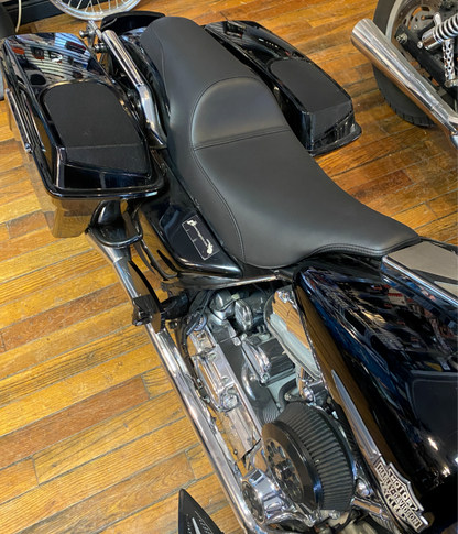 Saddlemen Profiler Smooth Low Profile Gel Seat 1997-2007 Harley Touring Models