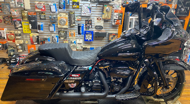 Saddlemen Tour Step-Up Lattice Stitch Seat for 2008-2024 Harley Touring Models