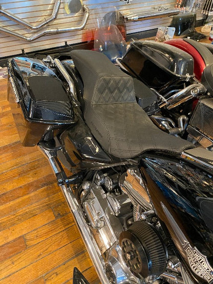 Saddlemen Step Up Gel Core Seat fits 1997-2007 Harley Touring Electra Road Glide