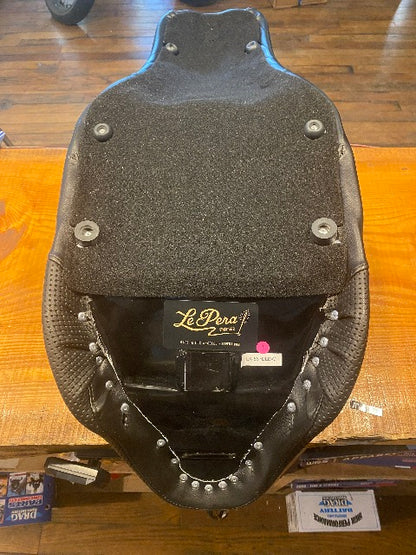 Le Pera Tailwhip Basketweave Daddy Long Legs Seat for 2008-2025 Harley Touring