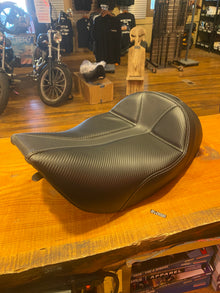 Saddlemen Dominator Solo Gel Seat fits 1997-2007 Harley Road King Street Glide