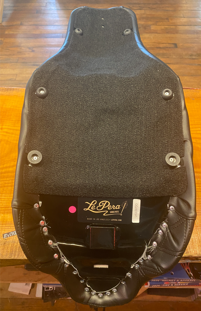 Le Pera Tailwhip Up Front Diamond Seat fits 2008-2024 Harley Touring LKU-587DD