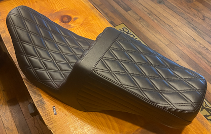 Le Pera Tailwhip Up Front Diamond Seat fits 2008-2024 Harley Touring LKU-587DD