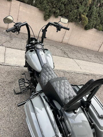 Le Pera Tailwhip Up Front Diamond Seat fits 2008-2024 Harley Touring LKU-587DD