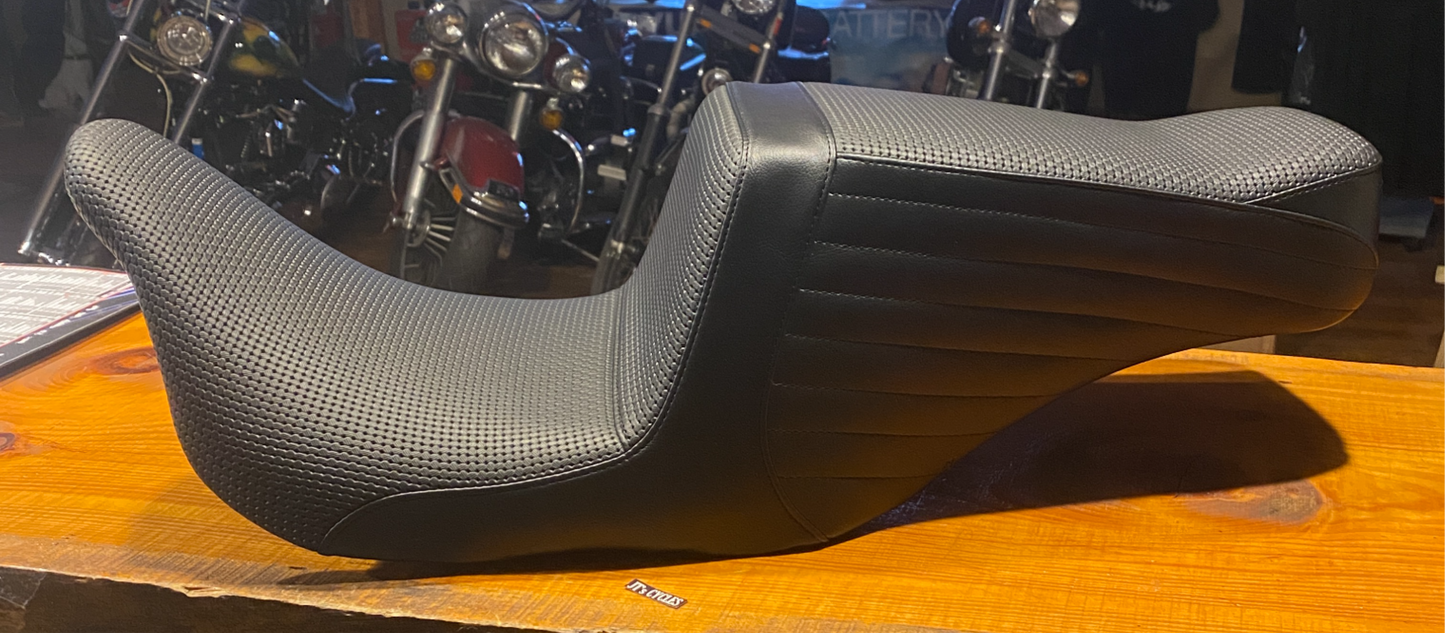 Le Pera Tailwhip Up Front Basketweave Seat for 2008-24 Harley Touring LKU-587BW