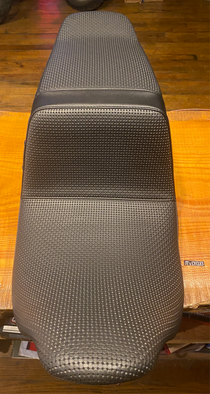 Le Pera Tailwhip Up Front Basketweave Seat for 2008-24 Harley Touring LKU-587BW