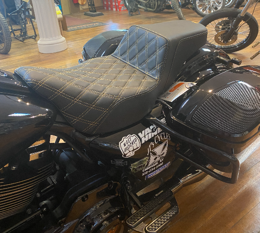 Saddlemen Step Up Gold Lattice Extended Gel Seat fits 2008-2025 Harley Touring