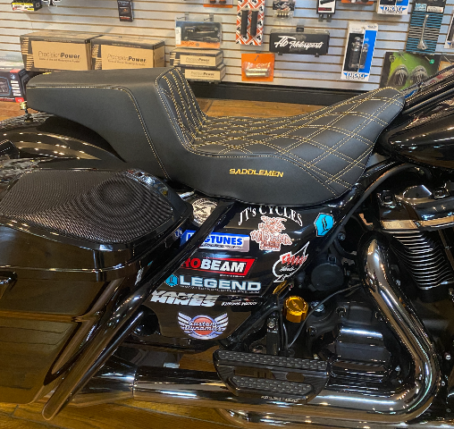 Saddlemen Step Up Gold Lattice Extended Gel Seat fits 2008-2025 Harley Touring