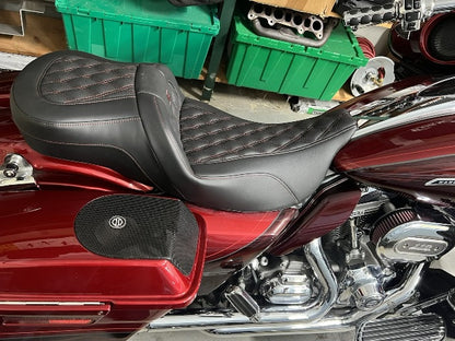Saddlemen Roadsofa Burgundy Lattice Extended Gel Seat for 2008-24 Harley Touring