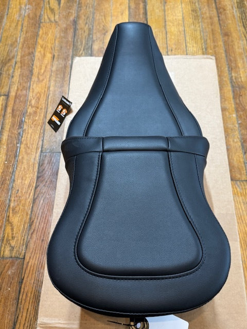 Saddlemen Roadsofa Stitched Gel Seat for 2023-2025 Harley Touring FLHX FLTRXSTSE