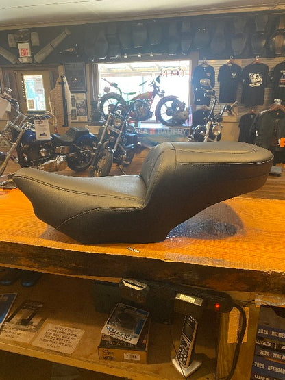 Saddlemen Roadsofa Stitched Gel Seat fits 2023-2026 Harley Road Street Glide