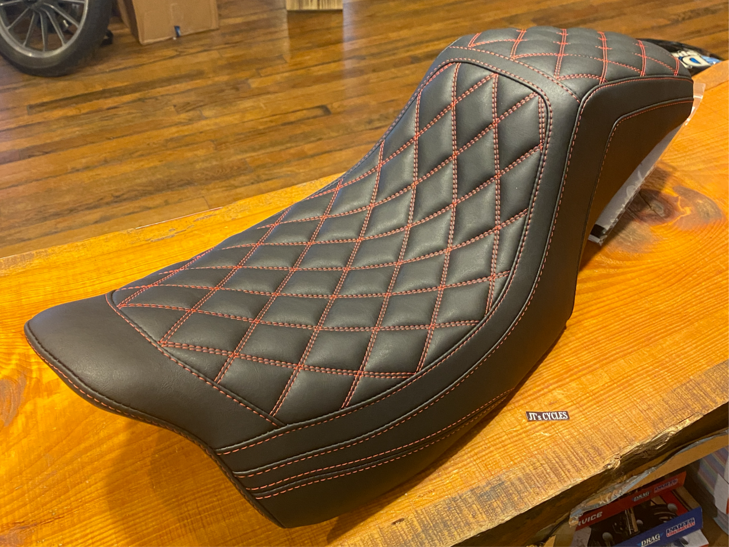 Mustang Squareback Red Diamond Stitch Seat fits 2008-2025 Harley Touring 75299AB