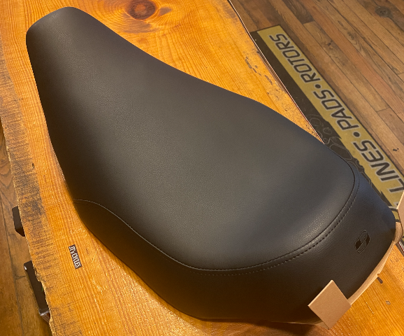 Saddlemen Renegade Smooth Solo Gel Seat for 2023-2025 Harley Touring FLHX FLTR