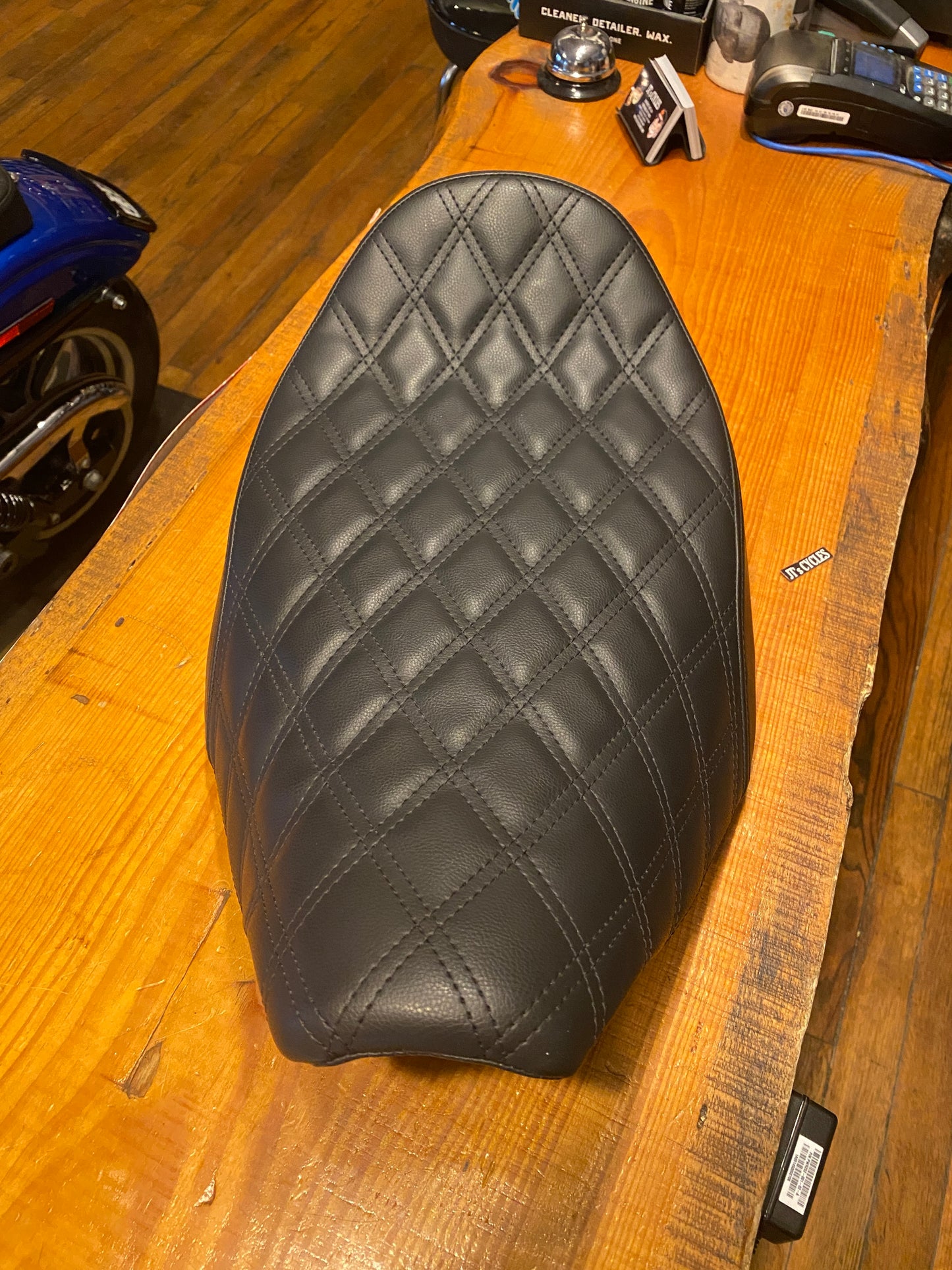 Saddlemen Renegade Lattice Solo Gel Seat for 2023-2025 Harley Touring FLTR FLHX