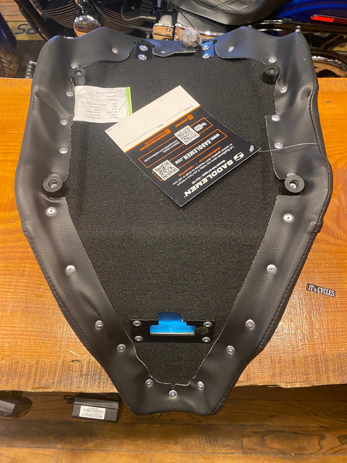 Saddlemen Renegade Lattice Solo Gel Seat for 2023-2025 Harley Touring FLTR FLHX