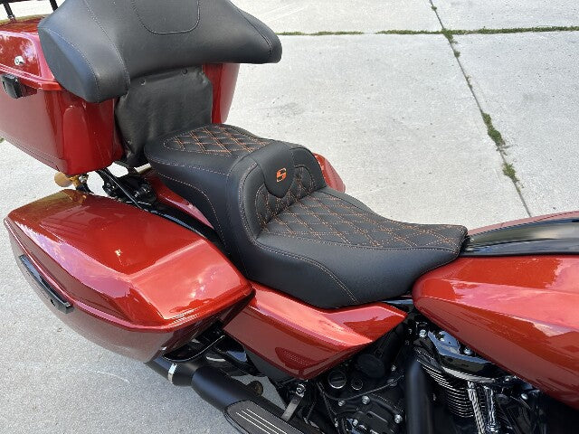 Saddlemen Roadsofa Orange Lattice Gel Seat for 2023-2025 Harley Touring FLTR