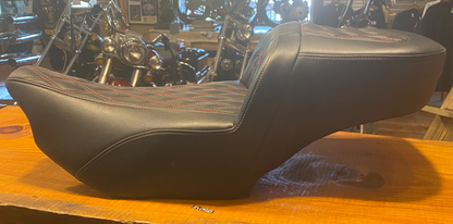 Saddlemen Roadsofa Red Lattice Extended Seat & Backrest 2023-2025 Harley Touring