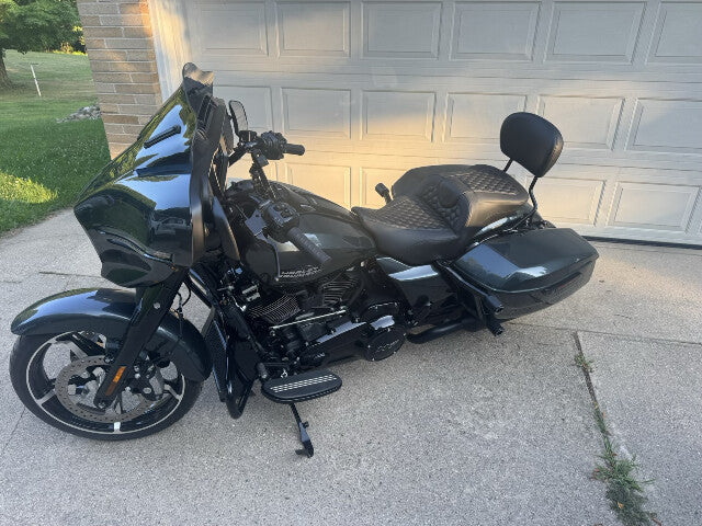 Saddlemen Roadsofa Honeycomb Gel Seat & Backrest fits 2023-2025 Harley Touring