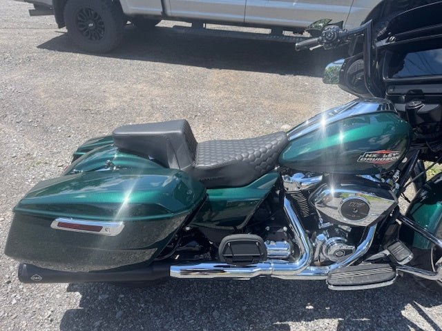 Saddlemen Step Up Black Honeycomb Extended Gel Seat for 2023-2025 Harley Touring