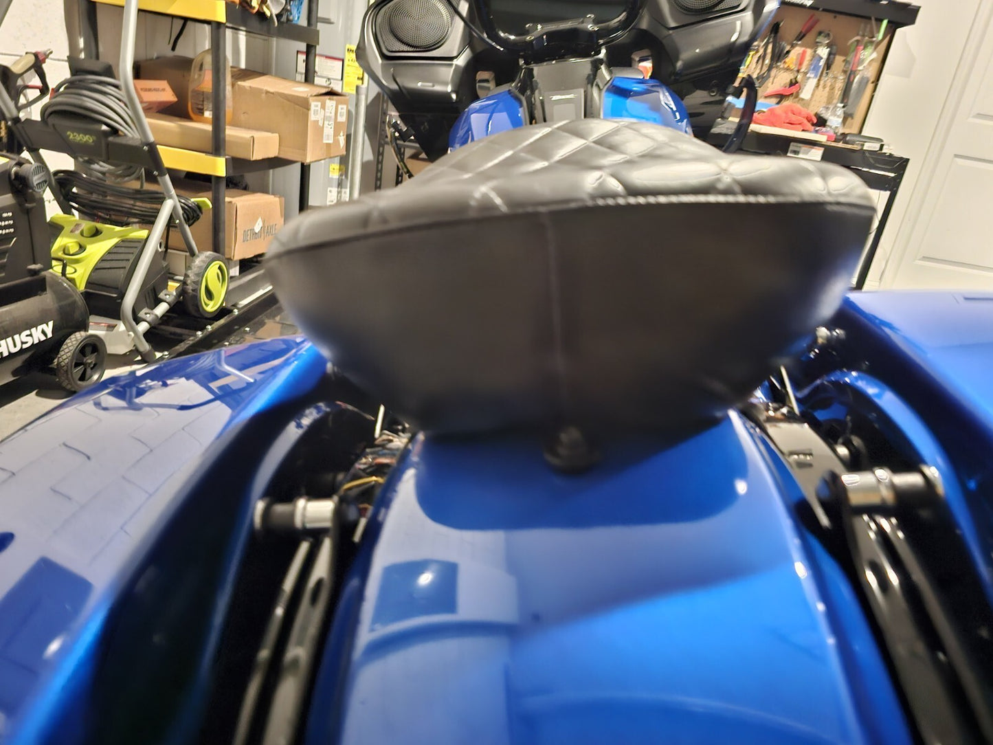 Le Pera Maverick Comfortable Seat for 2023-2025 Harley Touring Road Street Glide