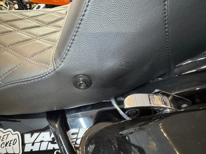 Danny Gray FastIST Pro Series Gray Diamond Air Seat for 2008-2025 Harley Touring