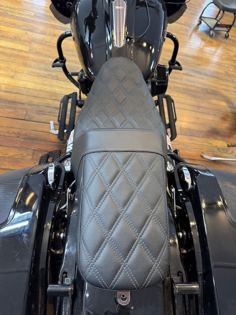 Danny Gray FastIST Pro Series Gray Diamond Air Seat for 2008-2025 Harley Touring