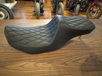 Drag Specialties Predator III Diamond Seat for 2023-25 Harley Touring FLHX FLTR