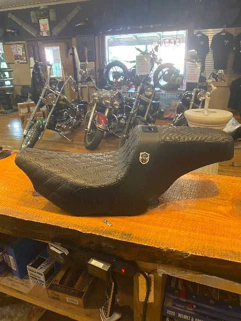 Saddlemen Pro Series SDC Lattice Gel Seat for 2023-2026 Harley Road Street Glide