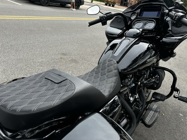 Drag Specialties Extended Reach Freedom Seat for 2009-2024 Harley Touring