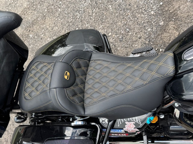 Saddlemen Roadsofa Gold Lattice Extended Gel Seat fits 2008-2025 Harley Touring