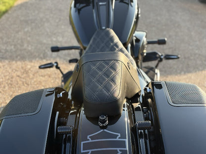 Saddlemen SDC Pro Series Gray Lattice Seat fits 2023-25 Harley Street Road Glide